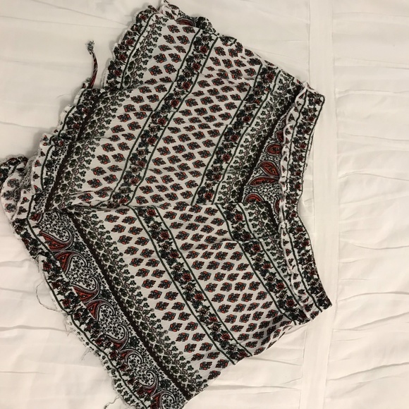 Patterned Drawstring Shorts - Picture 2 of 2